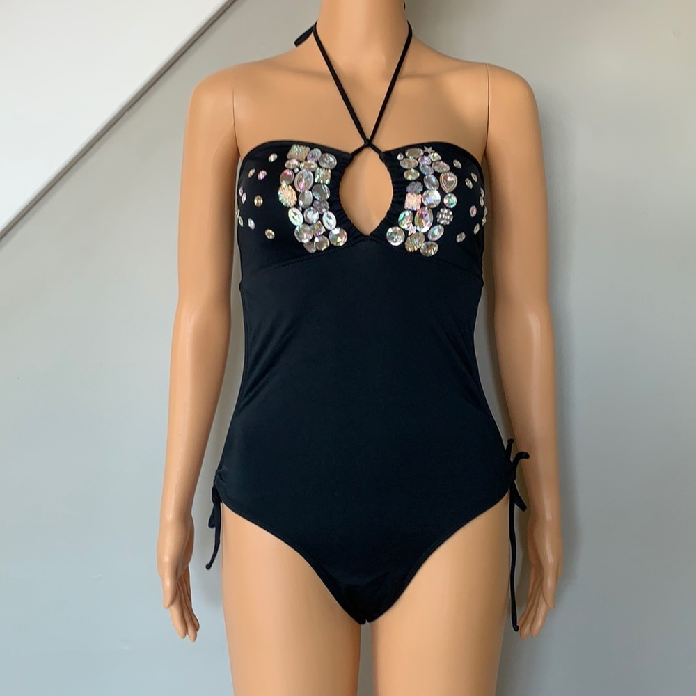 One piece swimsuit